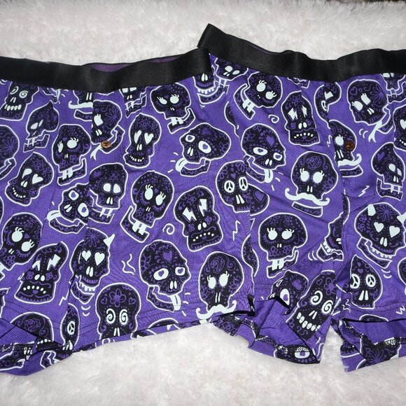 MeUndies Men’s boxers w/button fly size small lot of 2 glow in the dark - NWOT - Picture 1 of 4